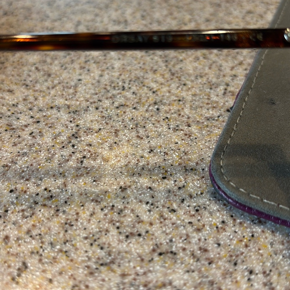 Tortoise rimmed glasses made in France - Picture 7 of 7